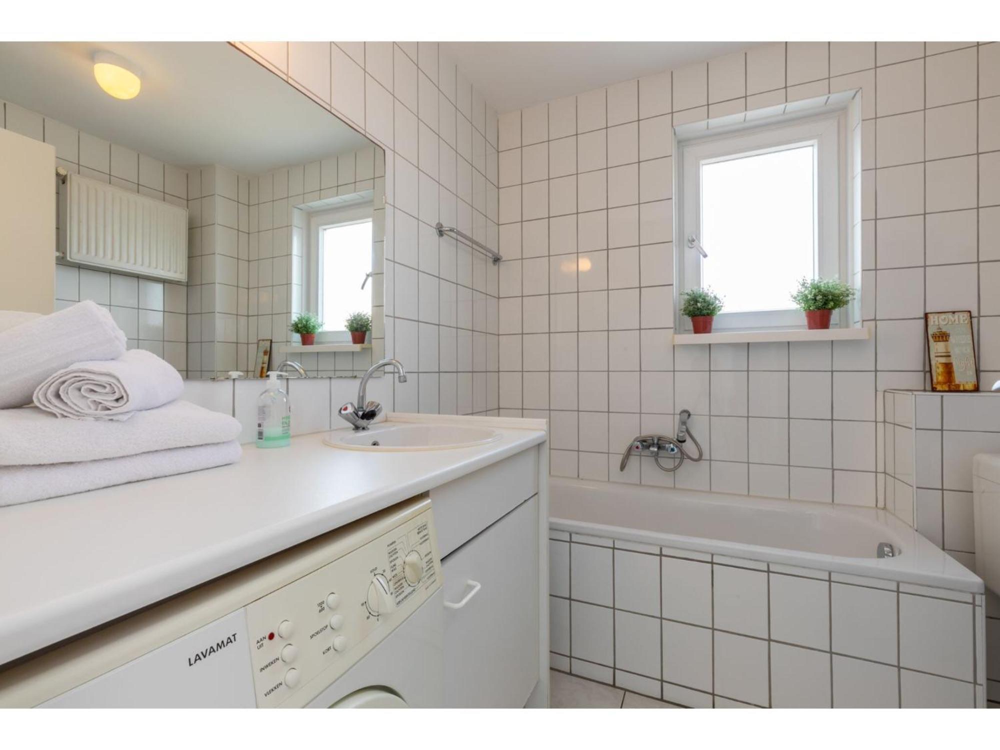 With Sun Terrace Facing South Pet Friendly * Westkapelle