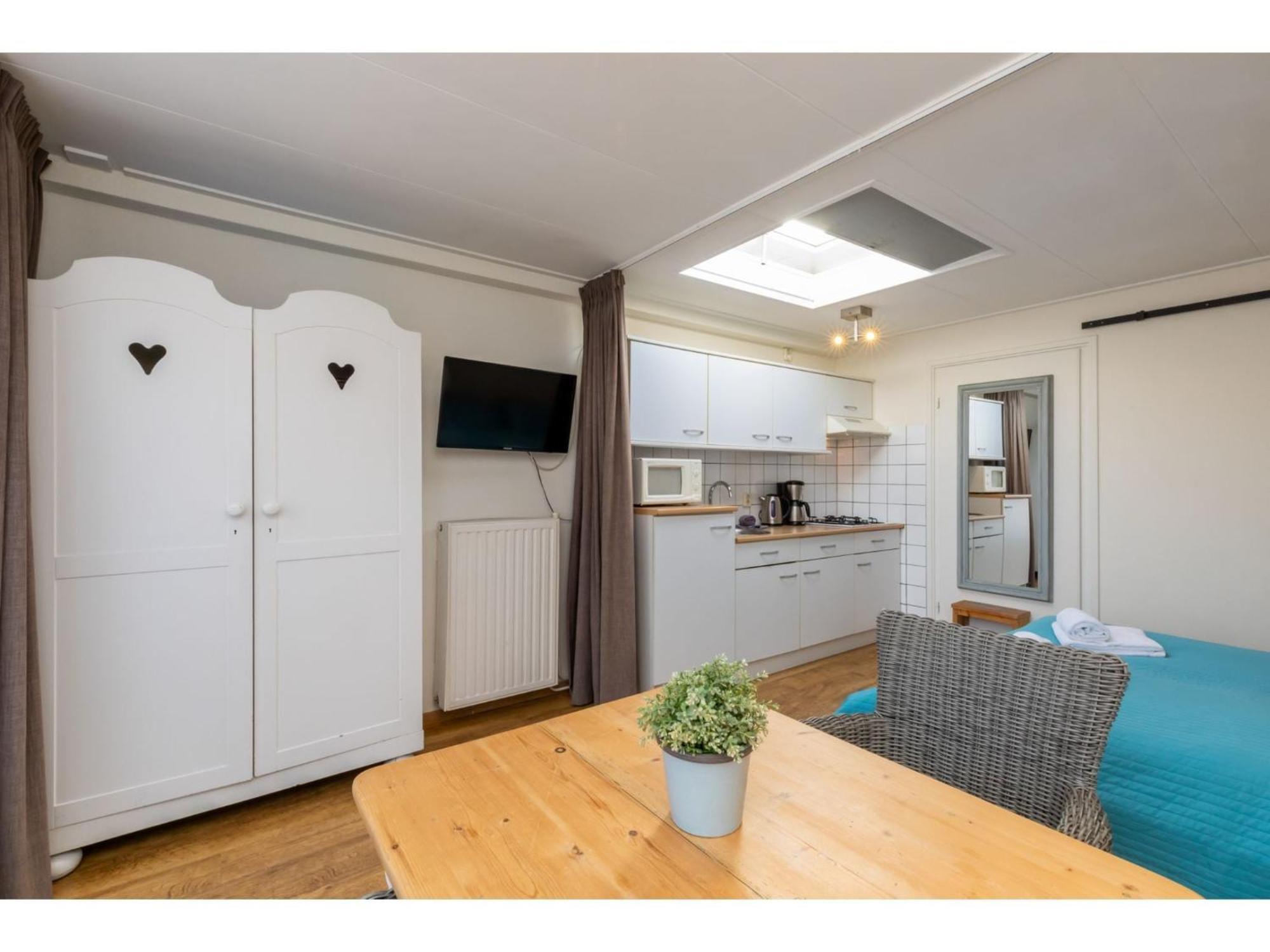 With Sun Terrace Facing South Pet Friendly Vakantiehuis Westkapelle